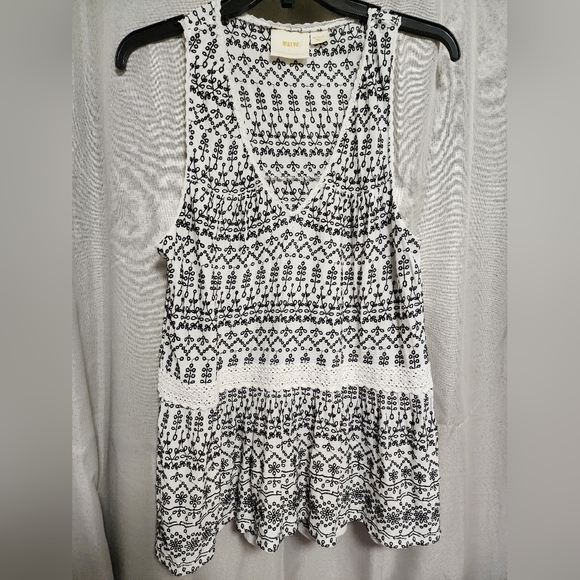 Maeve by Anthropologie Ivory Peplum Tank with Black Embroidery, EUC, Medium - Picture 2 of 11